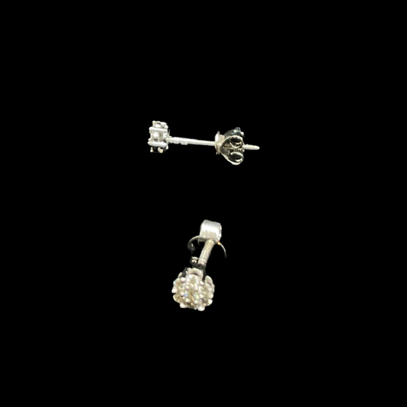 10k Diamond White Gold Flower Earrings
